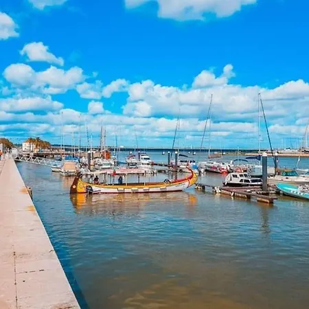 Apartamento Ribeirinha *